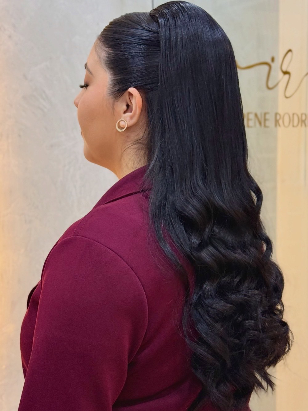 Rabo de cavalo com ondas longas